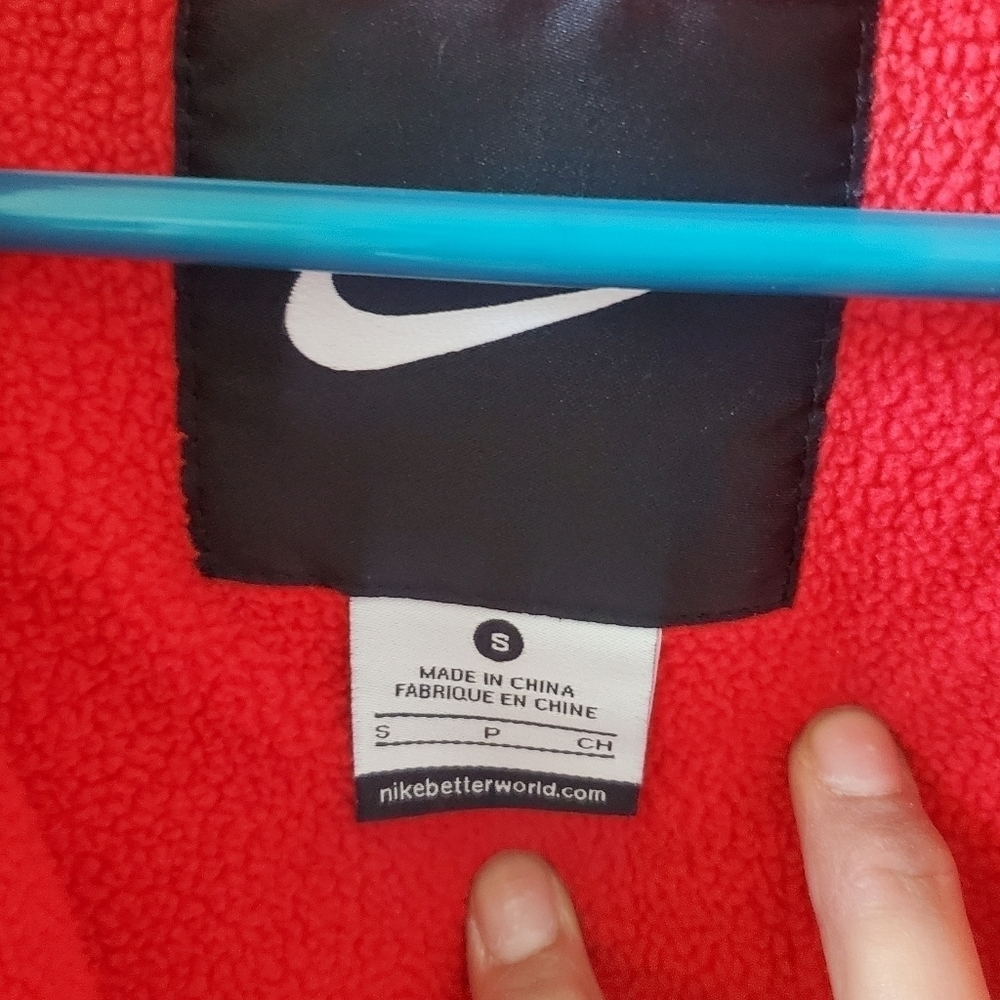 Nike jacket - Picture 3 of 3